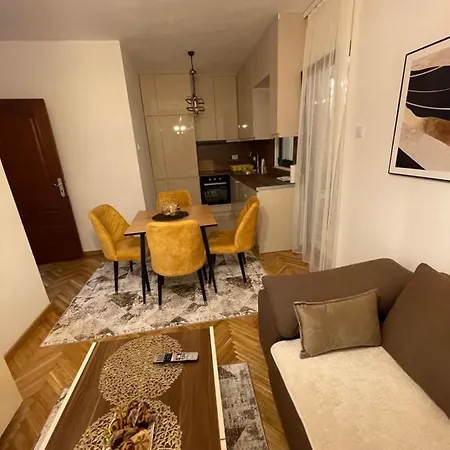 Izadaje Se Stan Na Dan Kvart Apartment Podgorica