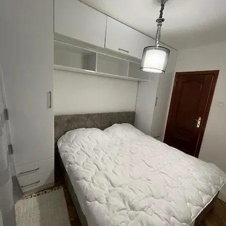 Apartment Izadaje Se Stan Na Dan Kvart *